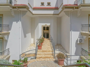 Mona Apartment
