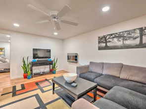 Denver Area Duplex w/ Patio: Walk to Park!
