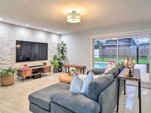 Updated Largo Getaway w/ Private Pool & Lanai!