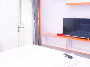 Best Deal And Comfy Studio Tamansari Mahogany Apartment