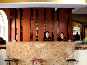 Tai 9 Business Hotel Daqing Xincun(泰9宾馆(大庆经一街店))