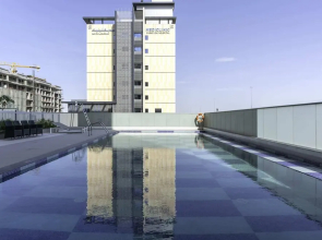 Spacious Layout Premium Facilities Brand New 4894
