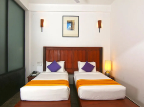 Travelers Lodge by City Hub