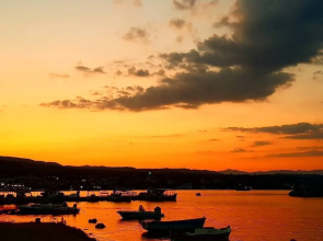 Seaside Sunset Flat - Perfect Location