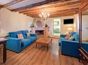 Vibrant Holiday Home in Fraga With Private Pool