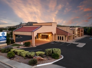 Best Western Discovery Inn