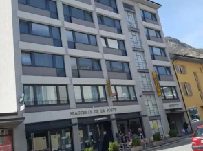 Hôtel de la Poste - Center City