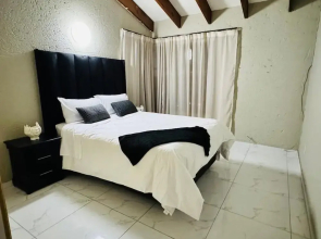 Villa Picasso- 1 Bed Villa