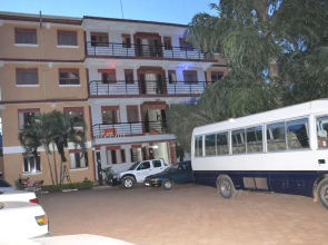 Deira Hotel Ltd