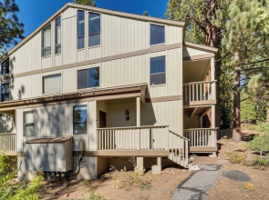 5 Mi to Northstar Skiing: 'bear Den' Home w/ Decks