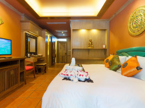 Royal Phawadee Village