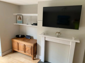 Ryde Beach Garden Apartment