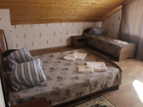 Dvortsoviy Ruchey Guest House