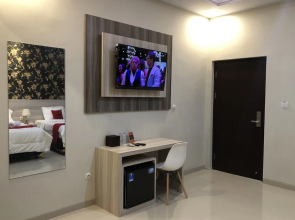 Grand Sahman by RedDoorz