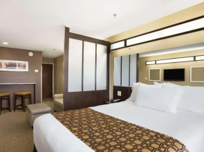 Microtel Inn & Suites By Wyndham Cambridge