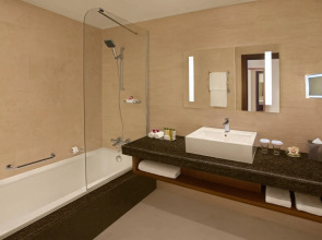 DoubleTree by Hilton Resort & Spa Marjan Island