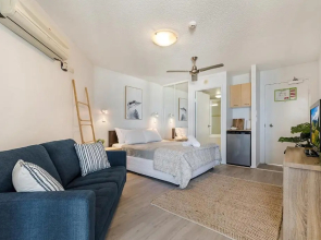 Coolum Beachside Studio
