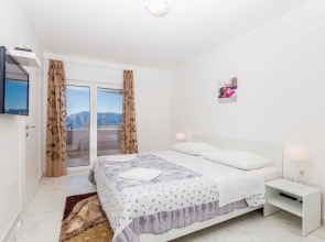 Amazing Home in Linardici With Wifi and 4 Bedrooms