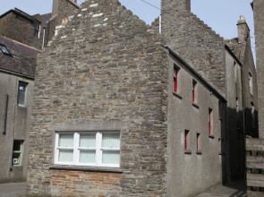 Bridge Street Apartment