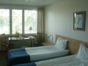 Hotell & Camping Storlungen