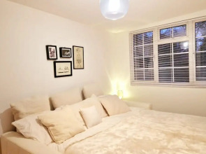 1 Bed Cottage-museum View-garden-free Parking