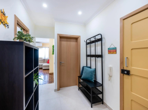 Urban City View Apartment