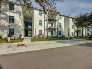 Pet-friendly Labelle Apt, Close to River!
