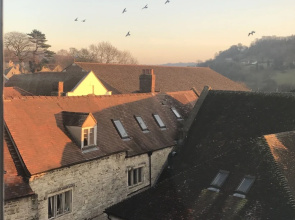 Windows Over Stroud Penthouse Apartment With Views