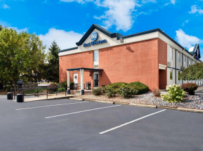 Best Western Adena Inn