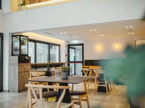 Roseum Boutique Hotel