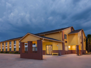 Super 8 By Wyndham Anamosa Ia