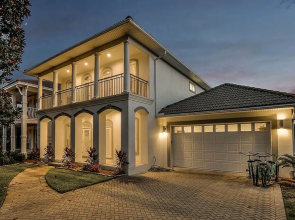 Casa Esmeralda by Five Star Properties