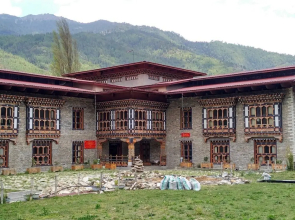 Hotel Amodhara