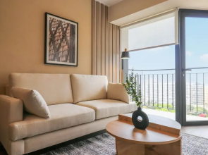 w Grandiose 1BR w Great Balcony in Miraflores