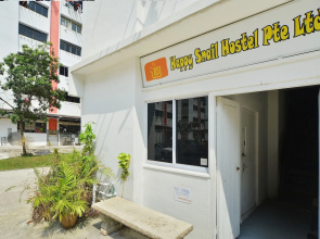 Happy Snail Hostel