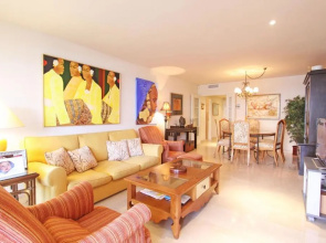 1105 beachfront apartment golden mile marbella