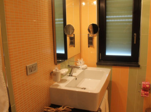 Abalon Pompei Resort