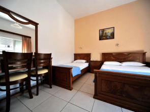 Hotel Jason