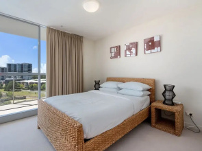 Comfortable 1-bed Apartment With Balcony