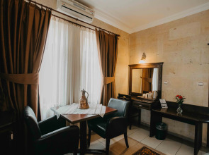 Royal Stone Houses - Goreme