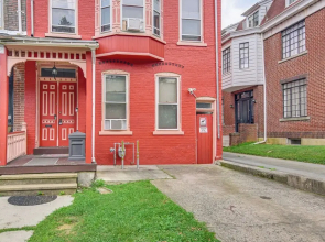 Pet-friendly Allentown Apt Near Hamilton District!
