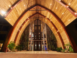 Aqua Safari Resort