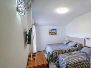Hostal y Apartamento Rural Los Naranjos