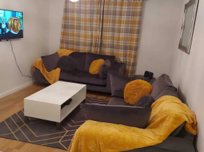 Lovely 2-bed Apartment in Milton Keynes