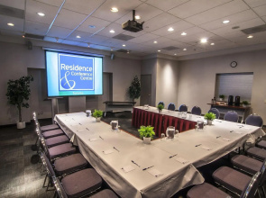 Seneca Residence & Conference Centre - Newnham