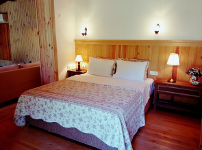 Tranquilla River Lodge - Adults Only