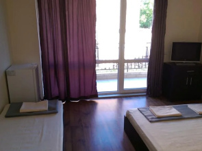 Family House Manolov