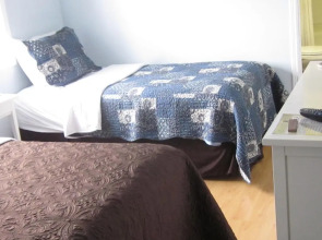 Bells and Whistles Family Inn