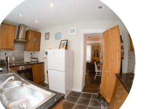 Saltys Cottage - 2 min walk to the harbour