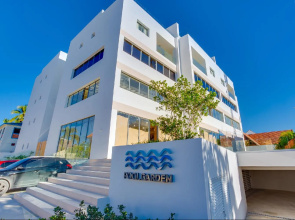 Stanza Mare Beach Front